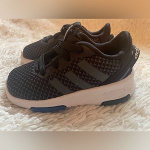 Adidas size 5 toddler shoes. NWOT.